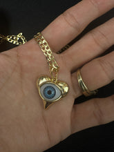 Load image into Gallery viewer, Cadena Corta con corazon ,Ojo,stainless steel/Baño Oro