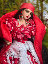 Load image into Gallery viewer, Gipsy  doll,Muñeca Gitana  ,Porcelain doll