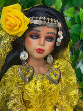 Load image into Gallery viewer, Gipsy doll,Muñeca Gitana Exclusiva