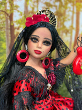 Load image into Gallery viewer, Gipsy ,doll,Gitana ,española ,Flamenco