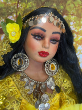 Load image into Gallery viewer, Gipsy doll,Muñeca Gitana Exclusiva