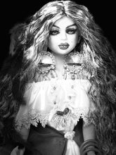 Load image into Gallery viewer, Gipsy doll,Gitana ,Bruja  Sanadora ,Hechicera