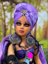 Load image into Gallery viewer, Gipsy doll,Gitana/Muñeca Mediana