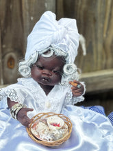 Load image into Gallery viewer, Francisca ,Madre Agua ,Muñeca Espiritual