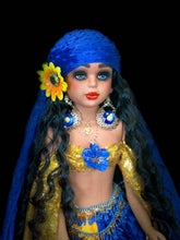 Load image into Gallery viewer, Las Dos Aguas ,Gipsy Doll,Muñeca Gitana