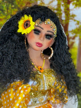 Load image into Gallery viewer, Gipsy doll,Muñeca Gitana ,Precio Especial