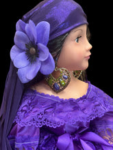 Load image into Gallery viewer, Vestido Para Muñeca Gitana,Floreado