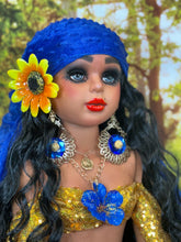 Load image into Gallery viewer, Las Dos Aguas ,Gipsy Doll,Muñeca Gitana