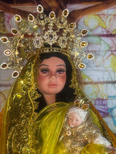 Load image into Gallery viewer, Virgen de la Caridad en Muñeca
