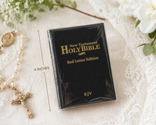 Load image into Gallery viewer, Biblia pequeña,para muñeca