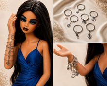 Load image into Gallery viewer, Set de 7 Pulsos  con Dijes para muñeca