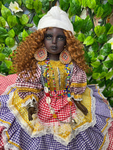 Load image into Gallery viewer, Mamá Francisca Doll ,Muñeca Mediana