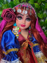 Load image into Gallery viewer, Gipsy doll,Muñeca Gitana ,Muñeca Espiritual