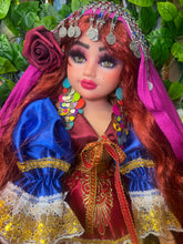 Load image into Gallery viewer, Gipsy doll,Muñeca Gitana ,Muñeca Espiritual