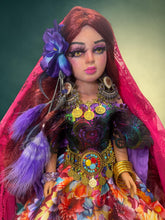 Load image into Gallery viewer, Gipsy doll,Gitana/Muñeca Mediana