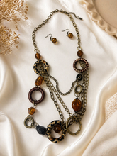 Load image into Gallery viewer, Set de Aretes  /Zarcillos /Con collar para muñeca/Estilo Gitana )