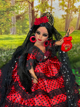 Load image into Gallery viewer, Gipsy ,doll,Gitana ,española ,Flamenco