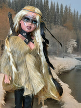 Load image into Gallery viewer, Guerrera Vikinga ,Doll,Muñeca Mediana